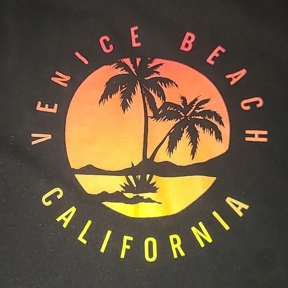 Venice Beach California - Short Sleeve T-Shirt. - Picture 2 of 4
